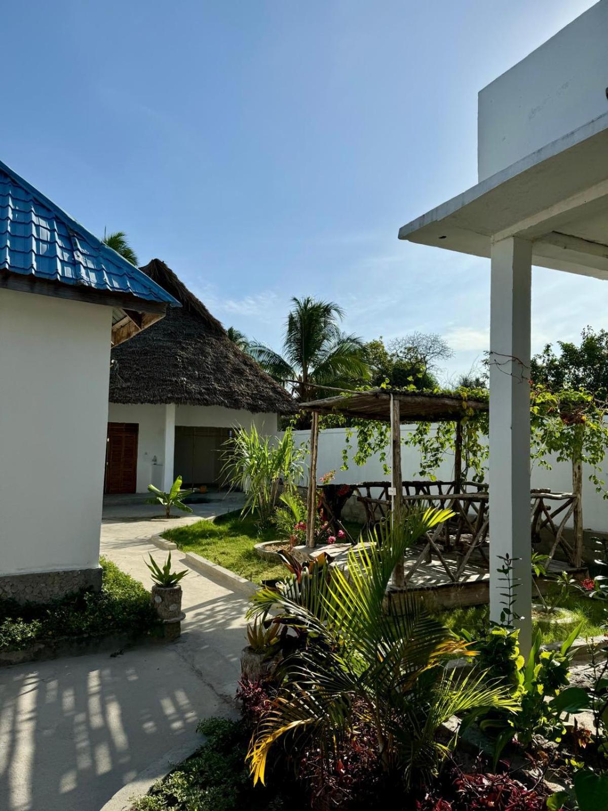 Mafia Island Bungalows Utende Ngoại thất bức ảnh