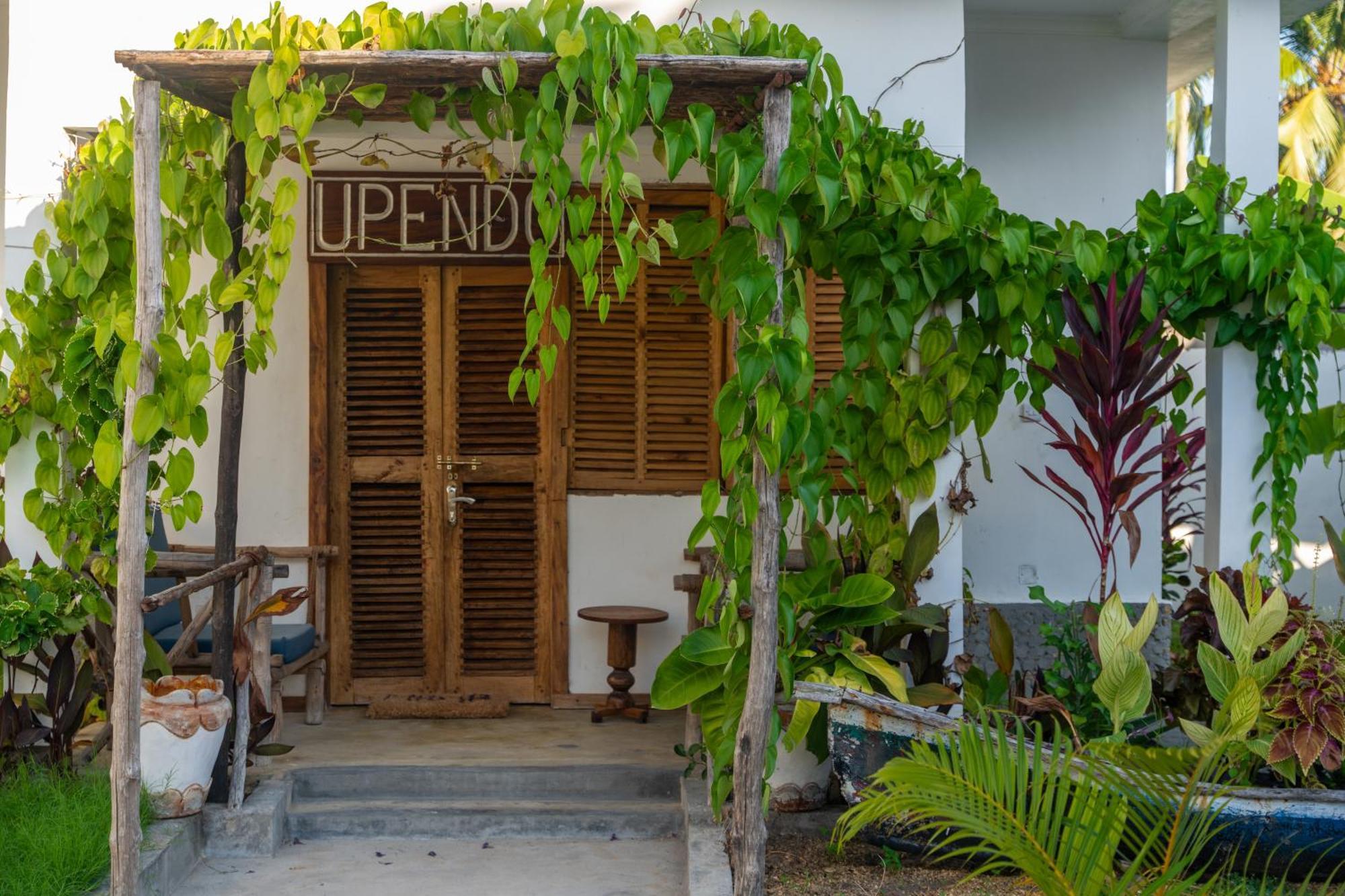 Mafia Island Bungalows Utende Ngoại thất bức ảnh