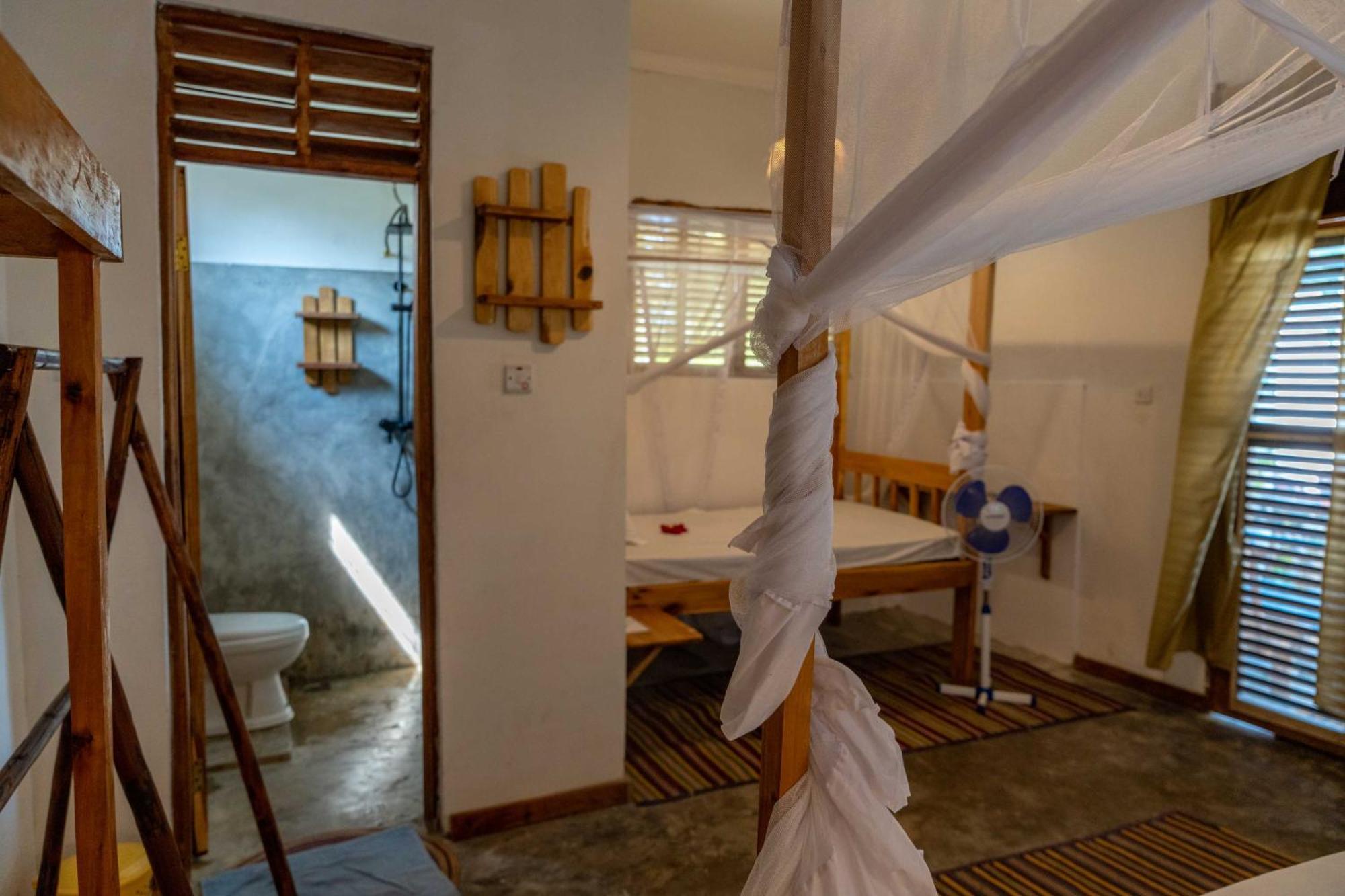 Mafia Island Bungalows Utende Ngoại thất bức ảnh